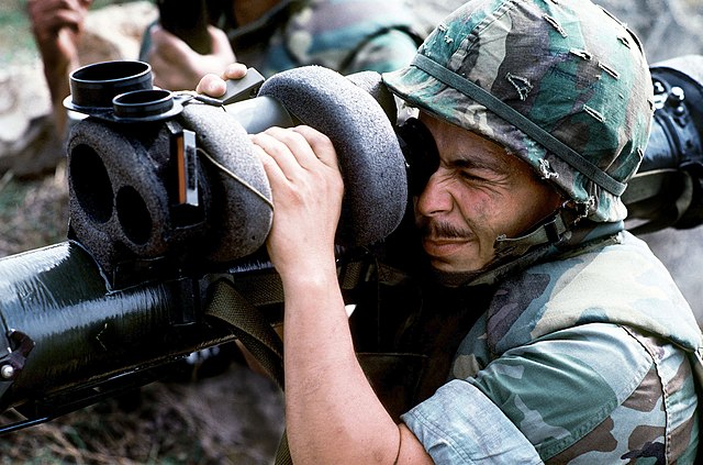 US Marine looking through the scope of an M47 Dragon