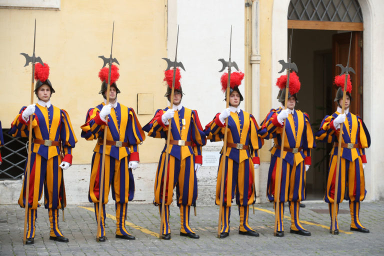 The Last Stand of the Swiss Guard: A Deadly Fight to Defend Rome from ...