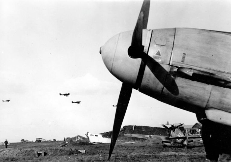 All Five of the Second World War's Triple Aces in a Day Flew for the ...