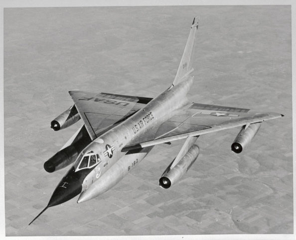 Convair B-58 Hustler: The First Operational Bomber To Reach Mach 2 ...