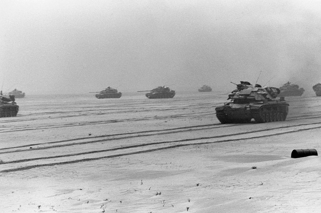 The Battle of Kuwait International Airport was the Largest Tank Battle ...