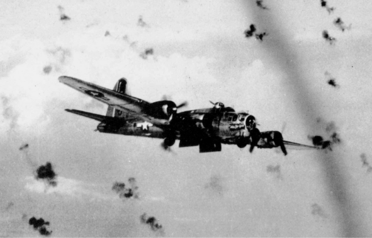 Boeing B-17G Flying Fortress in flight