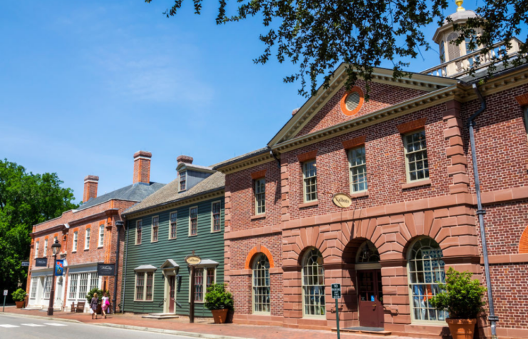 Buildings along a street in Colonial Williamsburg