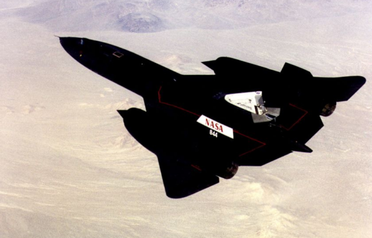 Lockheed SR-71 Blackbird in flight