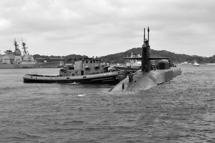 USS Michigan (SSGN-727) arriving at port