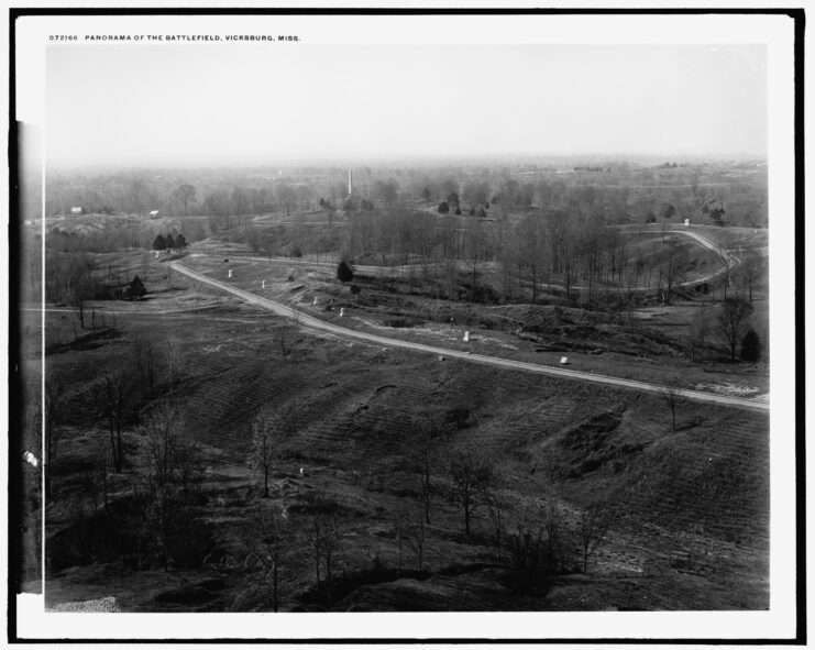 Panorama of the battlefield, Vicksburg, Miss., between 1910 and 1920.