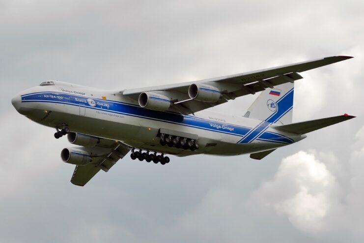 Antonov An-124 Ruslan in flight