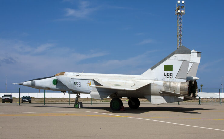 MiG-25RB on a runway. 