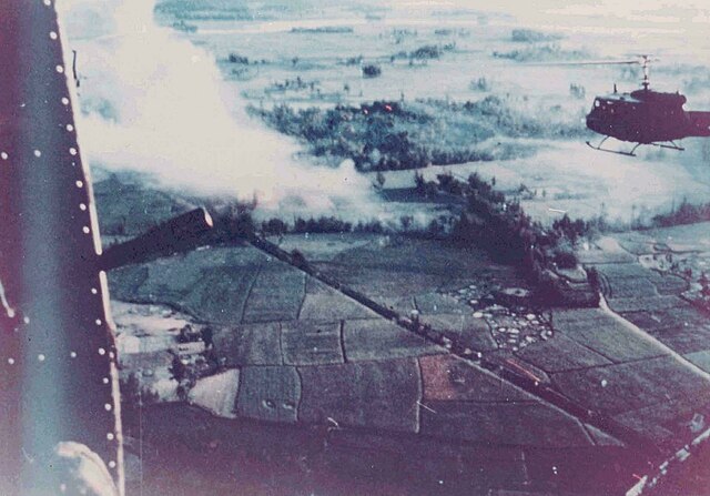 Helicopters flying over Mỹ Lai 4