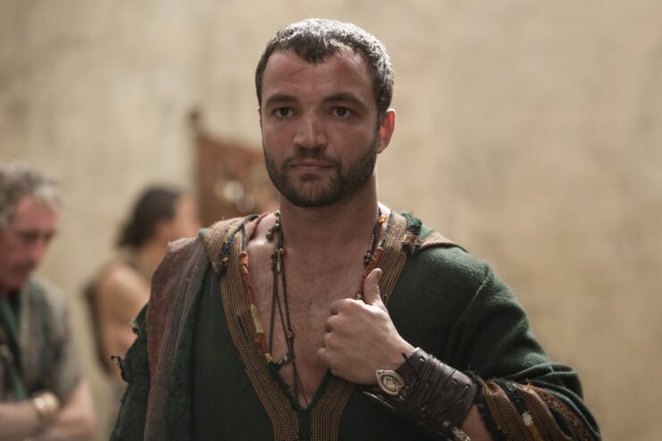 Nick Tarabay as Ashur in 'Spartacus: Blood and Sand'