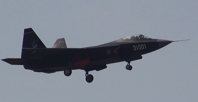 Shenyang FC-31 in flight