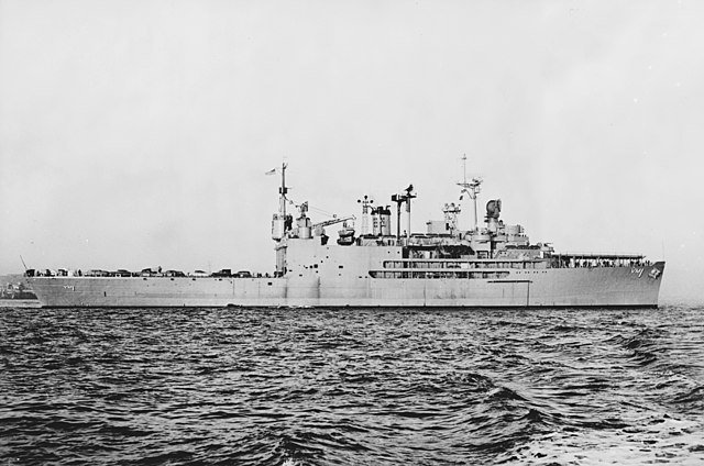 USS Norton Sound (AV/AVM-11) at sea