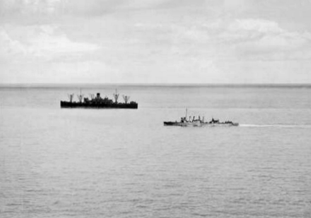 USS Edsall (DD-219) and the USAT Willard A. Holbrook at sea