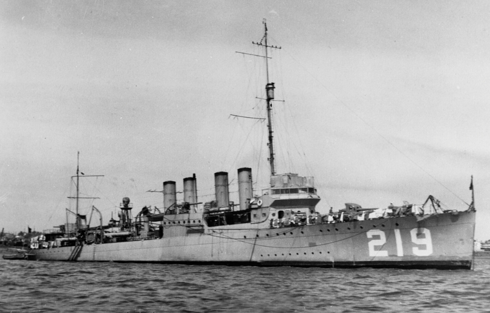 USS Edsall (DD-219) at sea